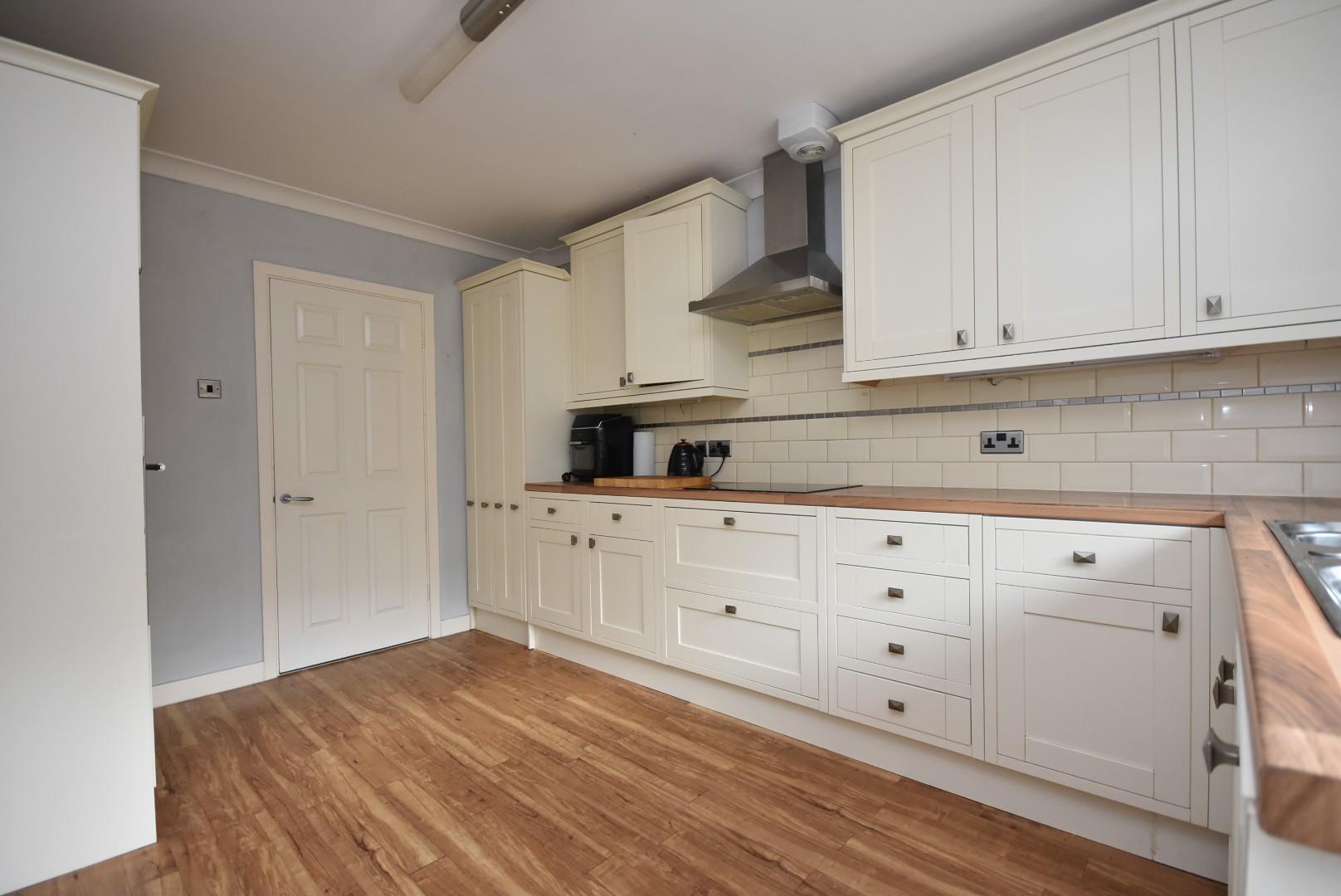 8 Gwenfo Drive, Wenvoe, CF5 6BR